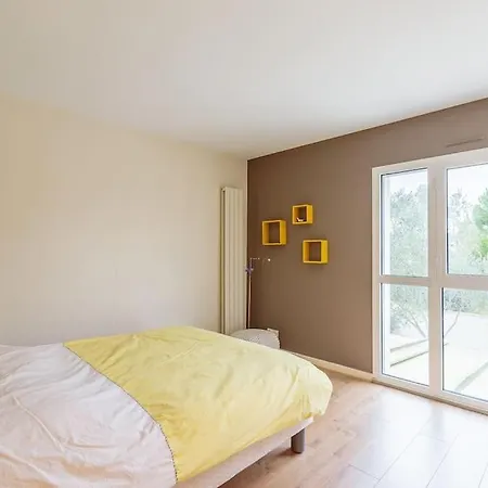 3 Vue 110m2- Terrasse - Parking Apartment